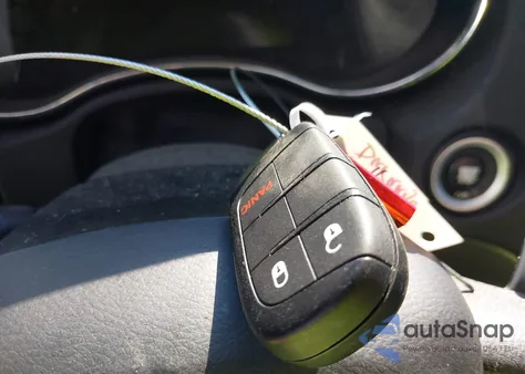 2017 Dodge Durango Sxt Awd z USA, uszkodzony, nr VIN 1C4RDJAG5HC953956